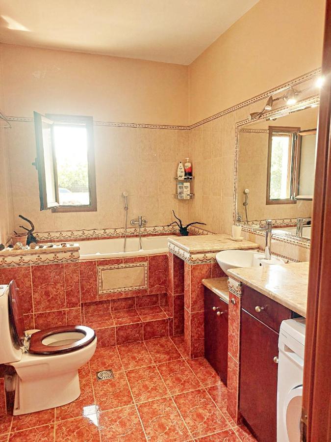 The Charming Abode Apartment